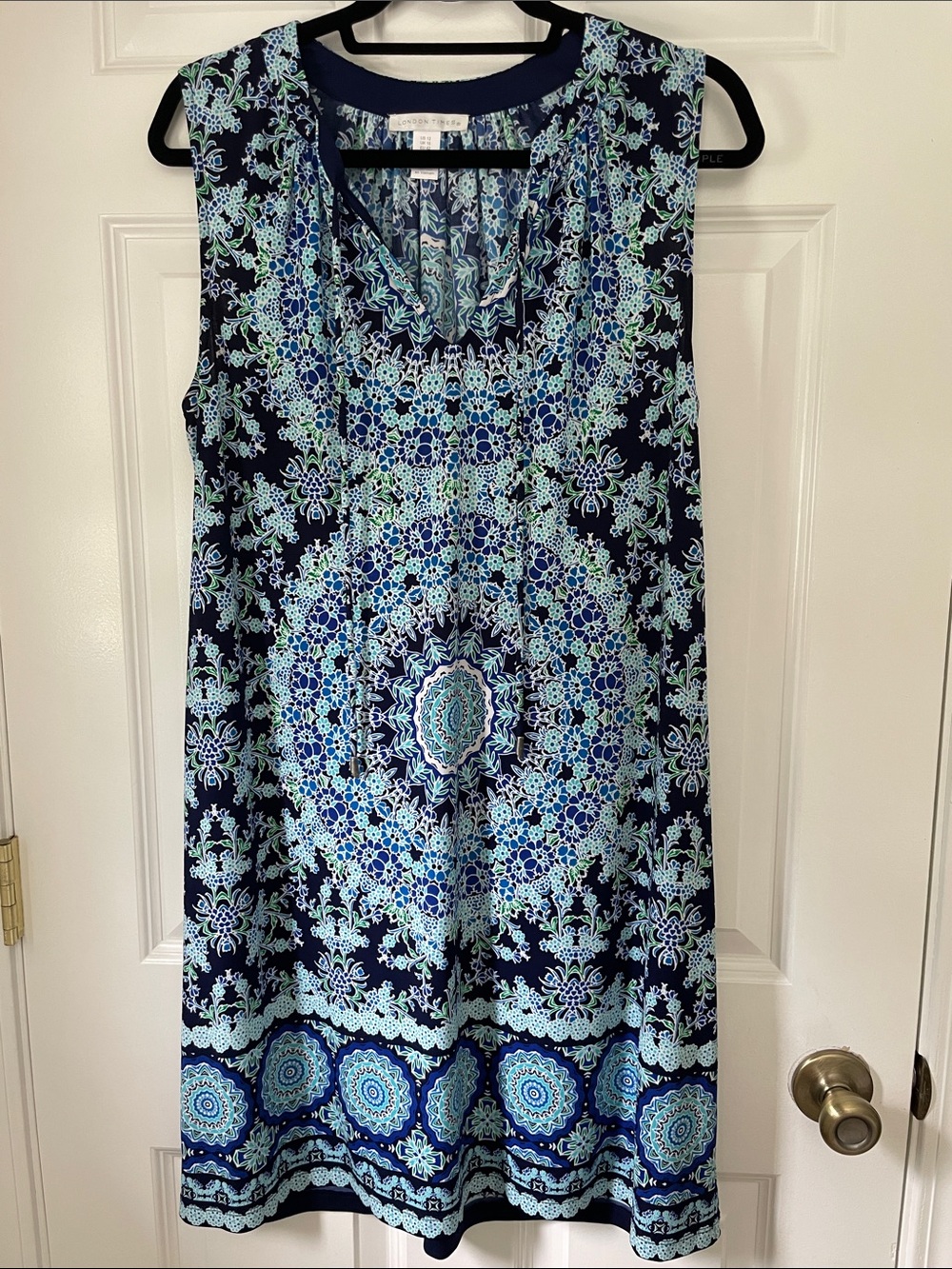 London Times blue sleeveless summer dress size 12 (fits size Large, 12-16)